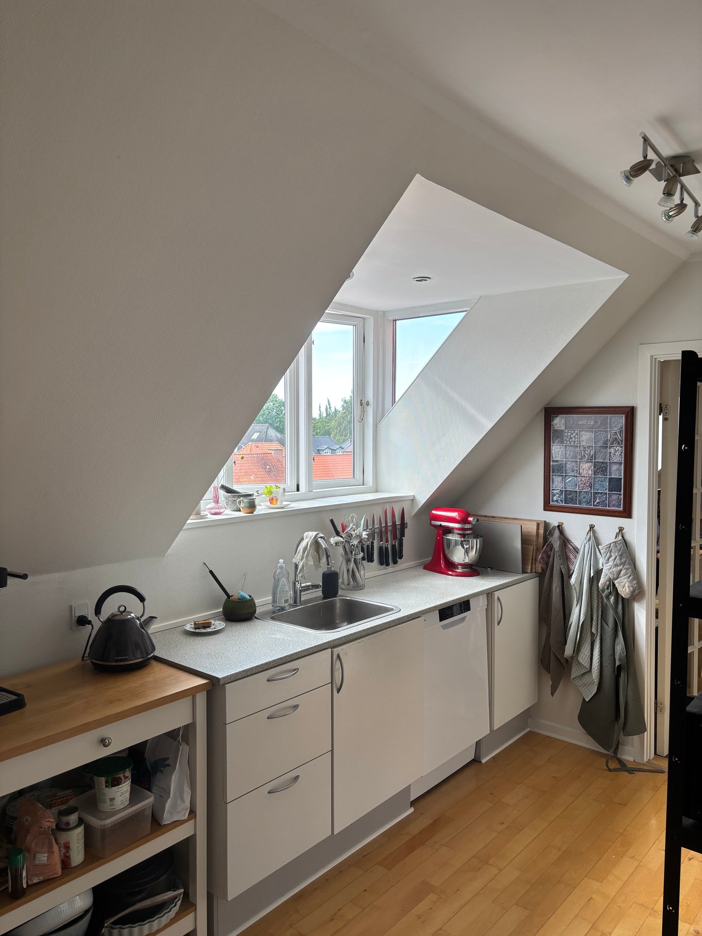Skibhusvej 148 2. sal lejl. 1, 5000 Odense C